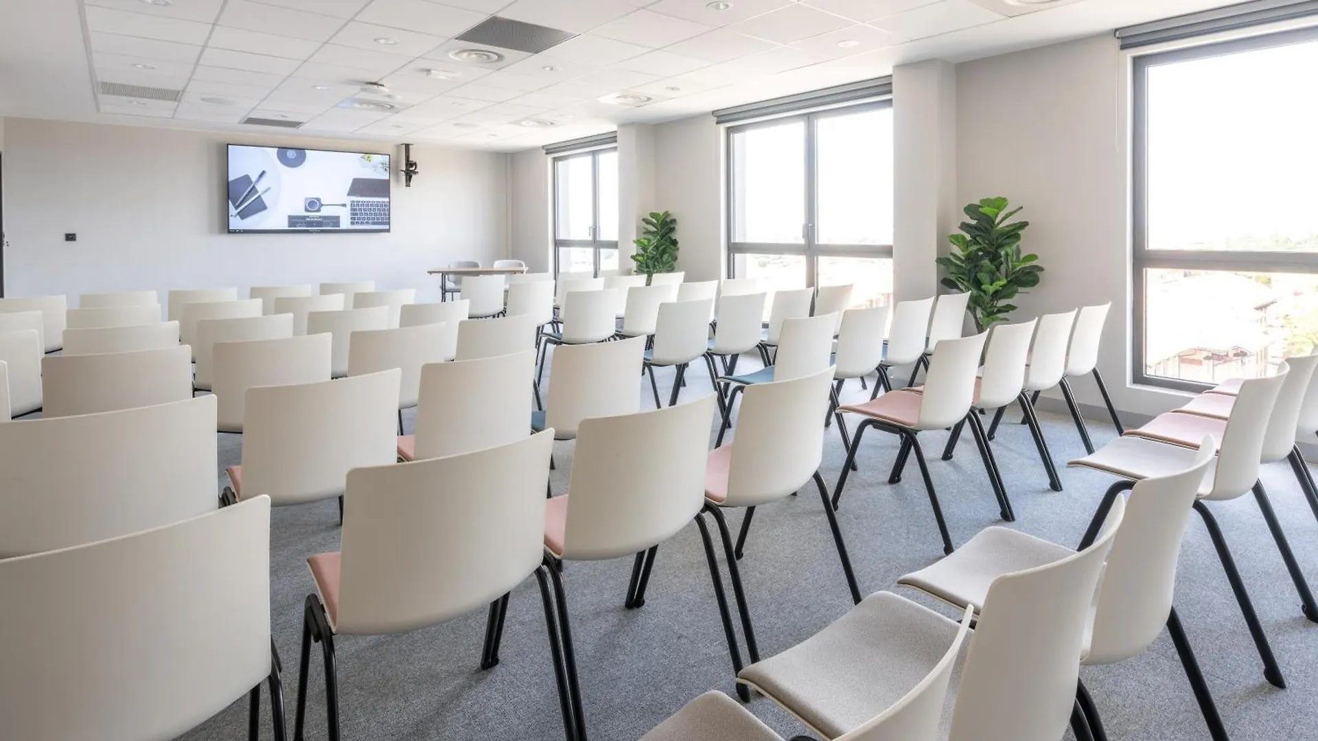 Aparthotel Sevenline Purpan Toulouse Francia